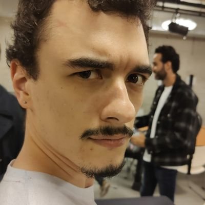 Comity member @geneva_ESPORT,
e-sport player @AbsoluteFrostCH,
https://t.co/8TK7z2riRe,
was created from manga and polished by acceptable humour