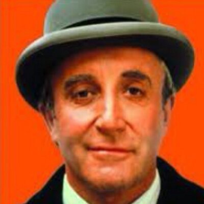 ilmorrow's profile picture. Va beeeeneee, va bene, va bene! S'è beccata una bicchierata e nessuno esce di qui finché non scopriamo chi è stato!