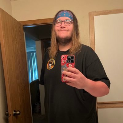 LWesselll's profile picture. The greatness of a man is not how much wealth he acquires but in his integrity and his ability to affect those around him positively // si vis amari, ama