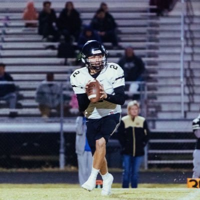 Bcline989's profile picture. QB | 165lbs | 5’10 | GCHS |