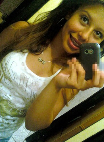 LaviniaFiches's profile picture. Loirinha Ciumenta dms , Melhor amg da @EstulanoSamara .