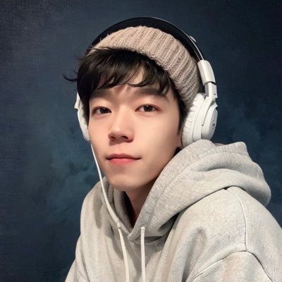 Fengtian1228's profile picture. INTJ。NKU有机化学博士。喜欢健身🏀🎵BJ110112