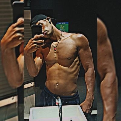 30 anos 👼
1.72 🤭
versátil ativo 🐴
Só bora! 😈🙈