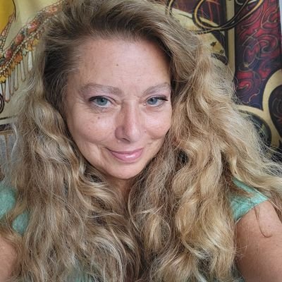 IngridEarle1's profile picture. 