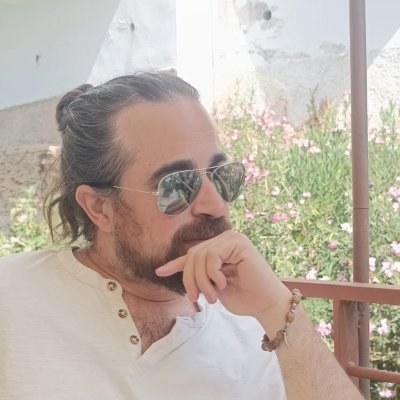 Confeccionando mi personalidad y mi vida,... nunca se deja de aprender.😀