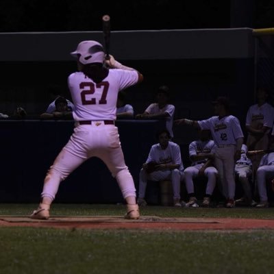 nogales high school 26’ 5’9/180lbs/GPA..3.7/catcher/#uncommitted/email:jpoutlaws27@icloud.com(520)-313-9945