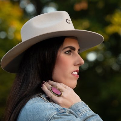 The official account of Country Music Singer-Songwriter Brittany Brodie. ➡️ https://t.co/w8BmhlNPAP