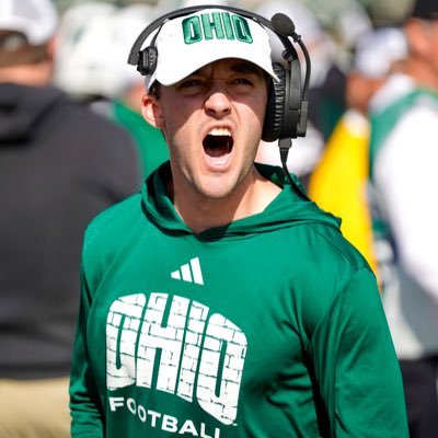 Tight Ends Coach at @OhioFootball. Cleveland Native. #BRICKxBRICK 🧱