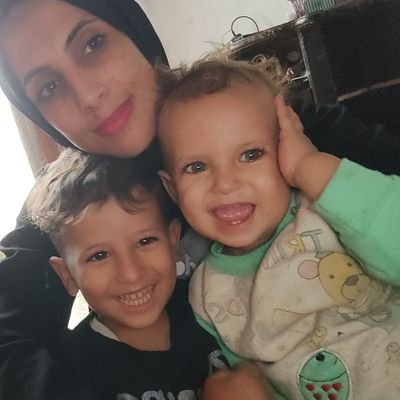 🇵🇸Mom of tow 👫
pharmacist 💊
help my family to survive, LINK below:👇🏻