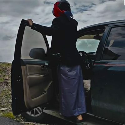 تفويض مطلق والقيادة حكيمة
والحشد مليوني ومليان تسليم..
