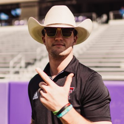 Director of Promotions and Fan Engagement @TechAthletics #WreckEm 
Formerly #HookEm #GoDawgs #GoHokies
 VT BS - MKTG 2019