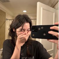 ems⸆⸉🦇 (@exiledems) 's Twitter Profile