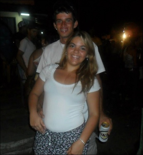 Deus , Mãe s2 ,PROJOTA , casa ,  academia , escola , sono , chocolate , Igreja ,
 S. ameixa , amigos, cama , quarto , pc , namorar , amar  ee Apenas ser Feliz