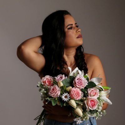 AngelaPaulaOli1's profile picture. Angela Paula Oliveira |#funcionaria Pública  |Ceo da Paula e cia Presentes | Grata a Deus por tudo!