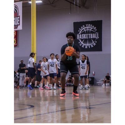 OfficallyJay2's profile picture. Jacob Perez-davis SHS Class '26 3.2 GPA