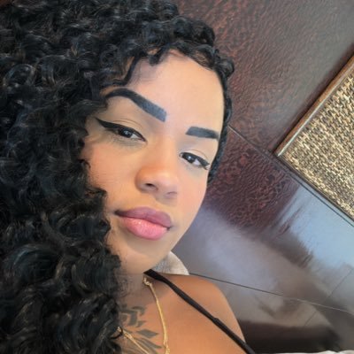 Tatuadora • Piercer• Blogueira. perfil criado para postar trabalhos +18 🔞🔞🔞🔞🔞