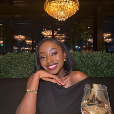 Love and light. Always reading a book, most likely romance. A happy student. A lover girl, but mostly of food. A child of God.✨✨