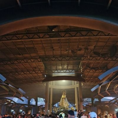 Rainbow032922's profile picture. 