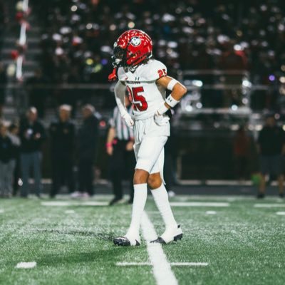 Winder Barrow High School | Class of 2027 | 6’0|160| DB,WR |Cell: 470-848-5346 Email: dustinpinkney852@gmail.com