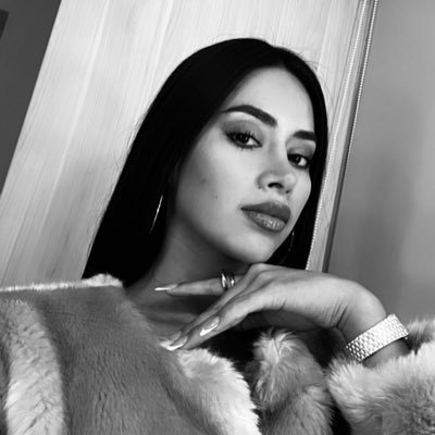 sheyla_sawyer's profile picture.