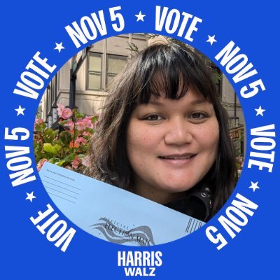 Not on here much anymore, find me on 🧵or 📸. Artist/Geek trying to change the world. Design Dir of Ops & Strategy @KamalaHarris. @50p1/@OFA Alum. (she/her)