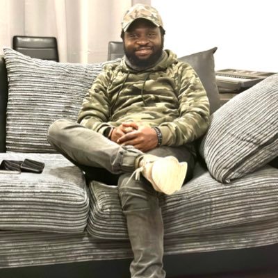 sammy_de_first's profile picture. Everything will come good & every good thing will come 🙏.