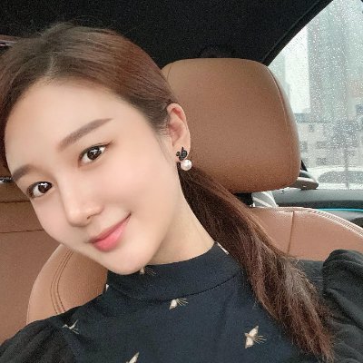 R_N50107710's profile picture. Yoga, fitness, cooking, traveling and being open to new things