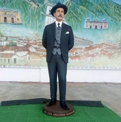 vladicandanga's profile picture. de la verdadera izquierda