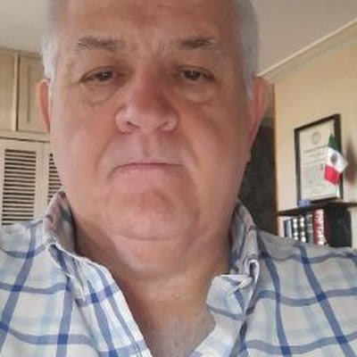 ArturoM174467's profile picture. 