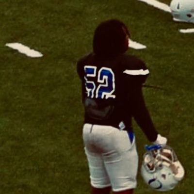 AGTG ✝️class of 2️⃣7️⃣ 5’8/215@OHSFOOTBALL_20 C/DT/ DE CONTACT :901-503-3262 EMAIL:@aburton043@gmail.com ( heart over height 🤝🏾)