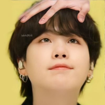rappers write their raps 💸 ⋆𐙚₊
🍊𝗺𝗮𝗿𝗰𝗵, 𝟗, 𝟏𝟗𝟗𝟑 ♥︎ 민윤기🔗—𝘿𝘿𝘼𝙔 𝙅𝙆𝙏 𝟐𝟖.𝟎𝟓.𝟐𝟑 ☁️