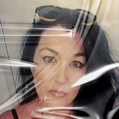 CazFyson's profile picture. Always looking for the positive in all the shit around us 🌻. Passionate supporter of vulnerable people. Cannot abide shitty ppl 🌻