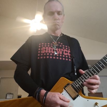 Guitarist/songwriter🤘..day job- Owner of Music Row Lawn Care. Projects are available on ReverbNation, Spotify etc. Father of one little girl 😃