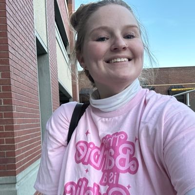 this Barbie is a public defender, runner, greyhound mom x2, and lover of iced lattes year-round. “The sun comes up & now you have a chance again”🌻
