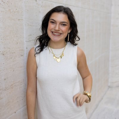 maddieames13's profile picture. Multimedia journalist @OWHnews | Formerly 2024-25 Editor-in-Chief @DailyNeb & Brand content intern @Hudl | UNL ‘25 | All opinions are my own