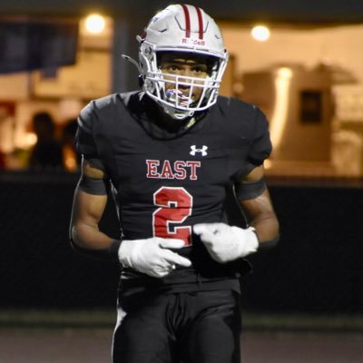 | 5’8 | RB CB| 145lbs | #2 | Bench 190| squat 225 | Deadlift 315 | 40 yard dash 4.5 | Track 100m 11.06| 200m 22.72| email @javariushughes13@gmail.com