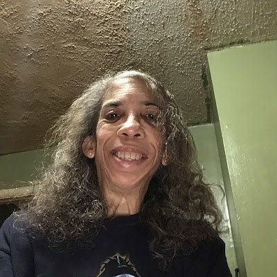I am the daughter of the late lightweight/heavyweight boxer Bob Sattterfield and the late Ivy Price Satterfield. I am an affiliate marketer.