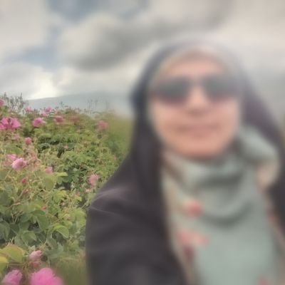 ادبیات خوندم، فعال فرهنگی، فعال مجازی،
روزمره نویس #خادمیار_رضوی،
دایرکت🚫