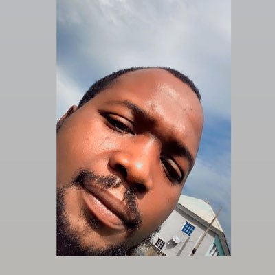 rooq___'s profile picture. Words reveal intention, actions reveal truth