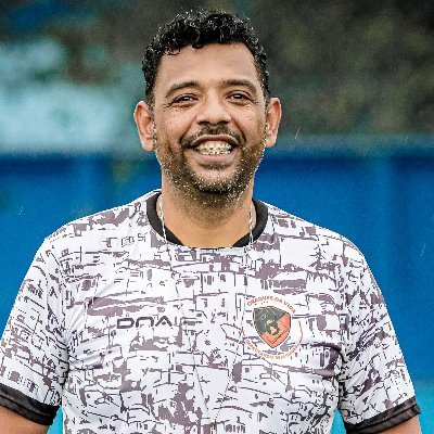 📚 Professor Ed.Fisica
📚 Pós Graduado Futebol e P.Sociais
🏆 Taça das Favelas 2017
⚽ Presidente @craquesdavida
🌟 + de 6000 Vidas impactadas Através Social