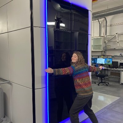 PhD student @_Murphy_Lab * Imaging with electrons!