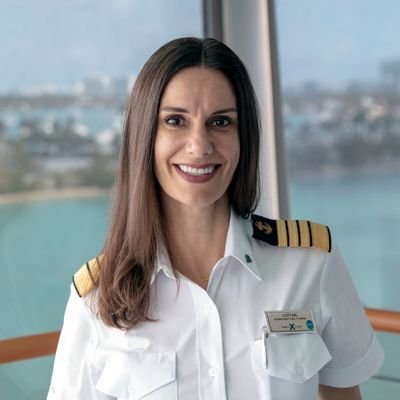 @celebrityCruises Captain, modern 💃, Serious relationship 💕❤️😍