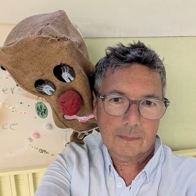 directeur d école en rep, parfois rêveur.
une addiction: les Rolling Stones.
x4 pour le meilleur.💉💉💉
😇
https://t.co/tZ3ka1hCKp