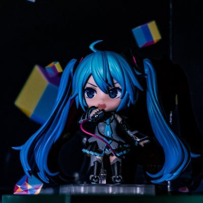 初音ミク大好きのMINIオーナー ねんどろど・ねんどろいどドールの写真をよく撮ります!水溶き片栗粉みたいな心の持ち主#MINI距離ガバ部 #MINI下道レーシング部 🍙🍤#miniミスド部 #miniチロル部 #ミク廃
