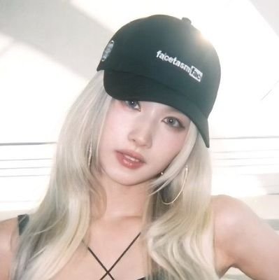 ‧͙⁺˚*・༓☾ 𝐌𝐢𝐧𝐚𝐭𝐨𝐳𝐚𝐤𝐢 𝐒𝐚𝐧𝐚 ☽༓・*˚⁺‧͙
graduated from tdoong university with bachelor of arts in sanalogy, major in shy shy shy
