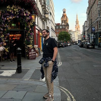 arcaltunay's profile picture. 