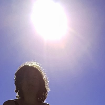 vmagie14's profile picture. Branleuse quantique ... dans un endroit avec des bois, des champs, des champs de bois...