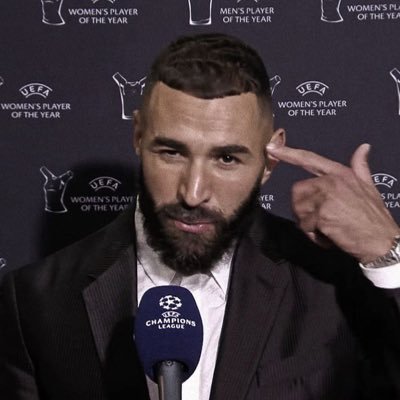 @PSG_inside - Fils d’Adem donc faut pas qu’tu choques si la pomme on la croque