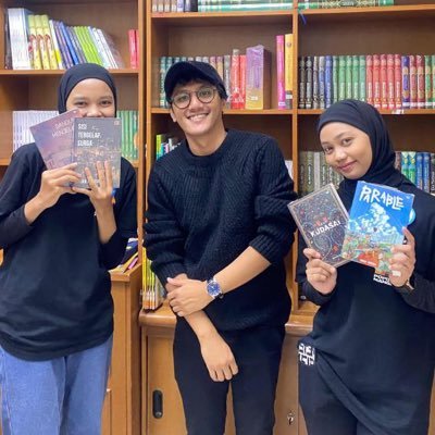 Pernah nulis buku: 📚 Kudasai 📚 Parable 📚 Sisi Tergelap Surga📚 Bandung Menjelang Pagi 📚 Seporsi Mie Ayam Sebelum Mati — 📧: DM or briankhrisnap@gmail.com