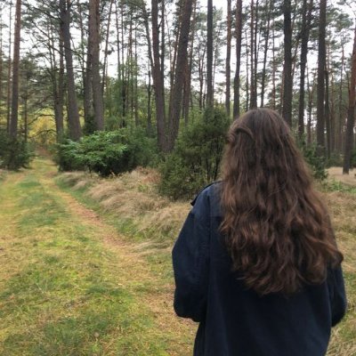 AstralTrucking's profile picture. Let's talk trucking! Memes, news, and loads, dispatch 🚛🗺️✨